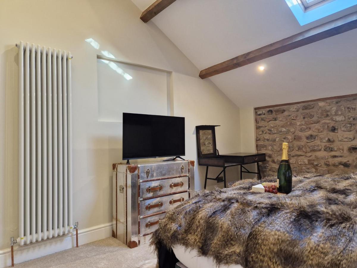 The Hamilton Luxury Let's- The Coach House With Hot Tub Scorton (Lancashire)