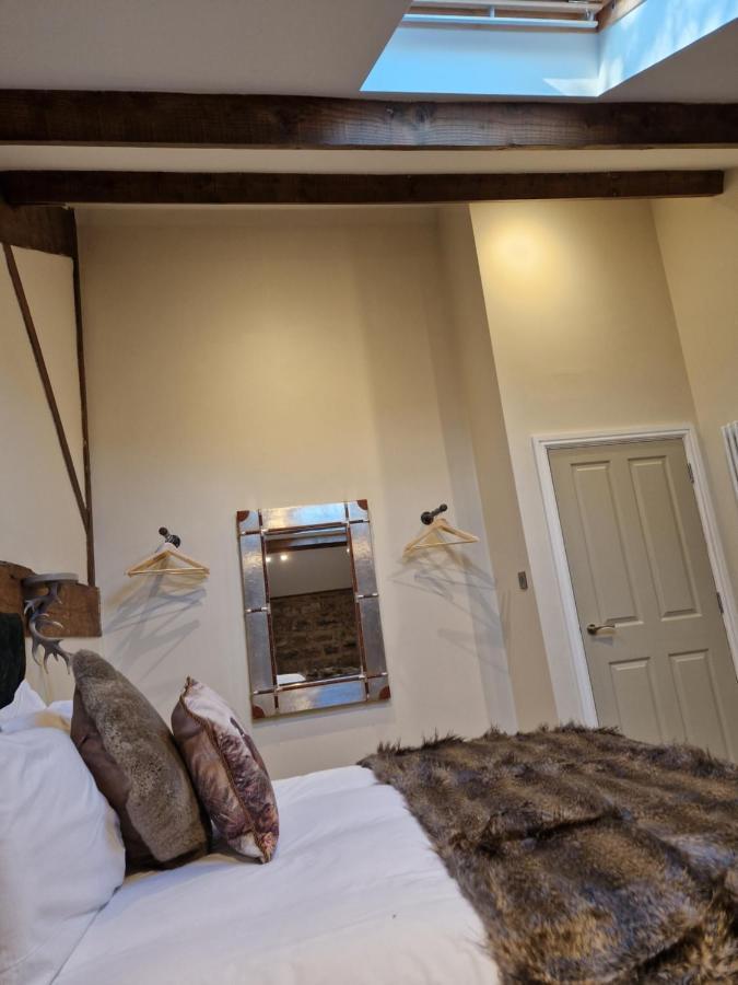 The Hamilton Luxury Let's- The Coach House With Hot Tub Scorton (Lancashire)