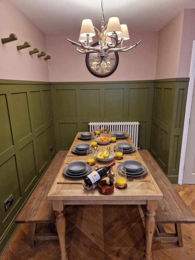 The Hamilton Luxury Let's- The Coach House With Hot Tub Holiday home Scorton (Lancashire)