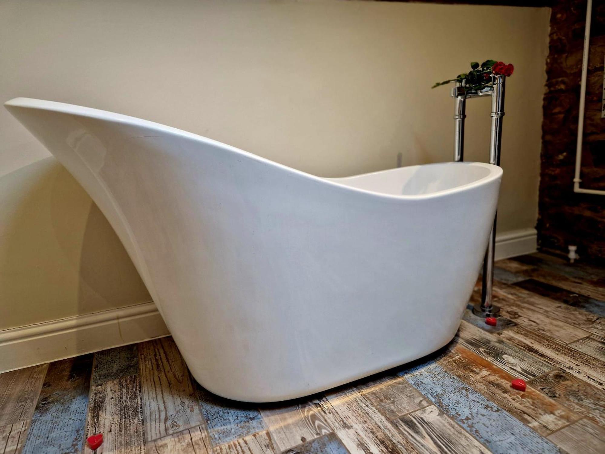 The Hamilton Luxury Let's- The Coach House With Hot Tub * Scorton (Lancashire)