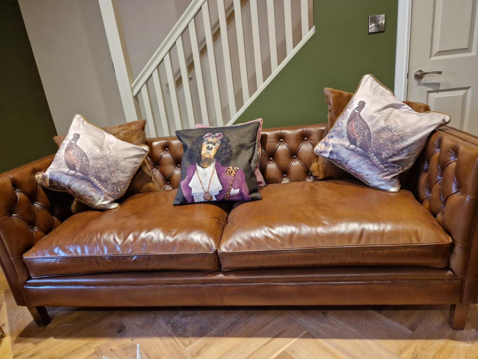 The Hamilton Luxury Let's- The Coach House With Hot Tub