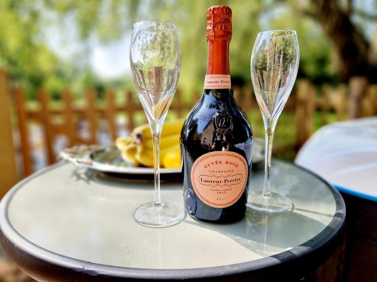 The Hamilton Luxury Let's- The Coach House With Hot Tub * Scorton (Lancashire)